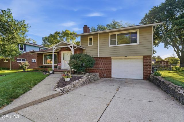 1022 Scribner Street, Maumee, OH 43537