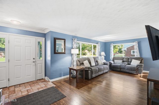 1022 Scribner Street, Maumee, OH 43537