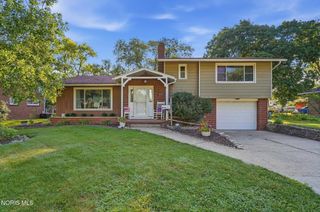 1022 Scribner Street, Maumee, OH 43537