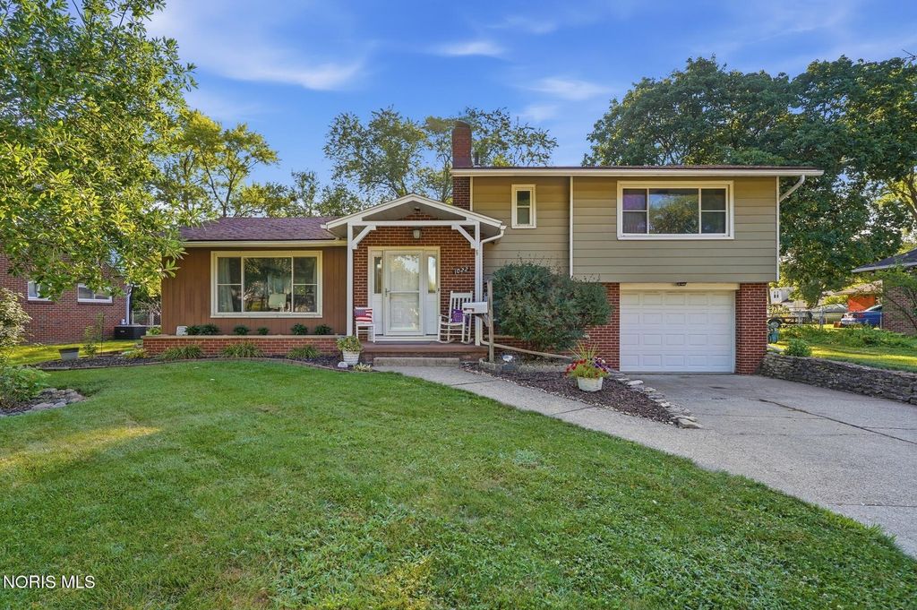 1022 Scribner Street, Maumee, OH 43537