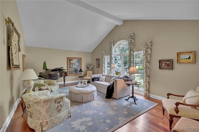 160 Rollingwood Street, Amherst, NY 14221