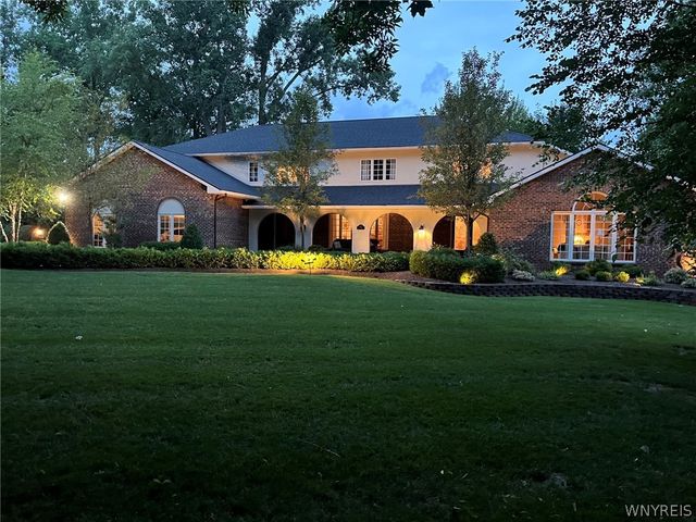160 Rollingwood Street, Amherst, NY 14221