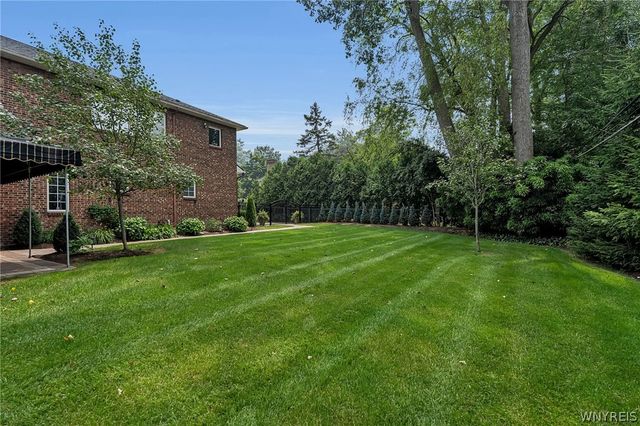 160 Rollingwood Street, Amherst, NY 14221