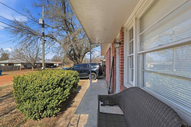 514 McMillan, Winnsboro, TX 75494