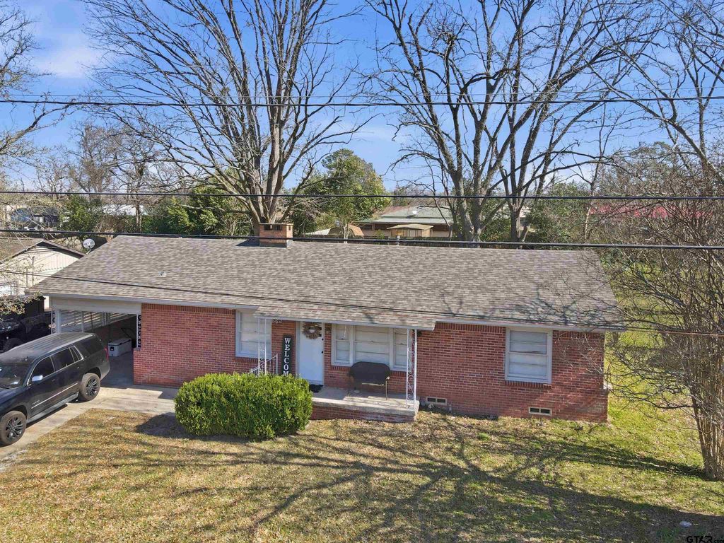 514 McMillan, Winnsboro, TX 75494