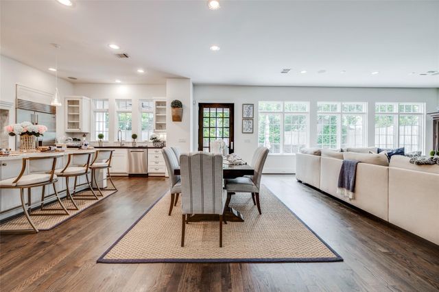 2815 Albans Road, Houston, TX 77005