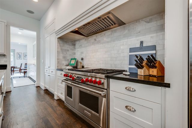 2815 Albans Road, Houston, TX 77005