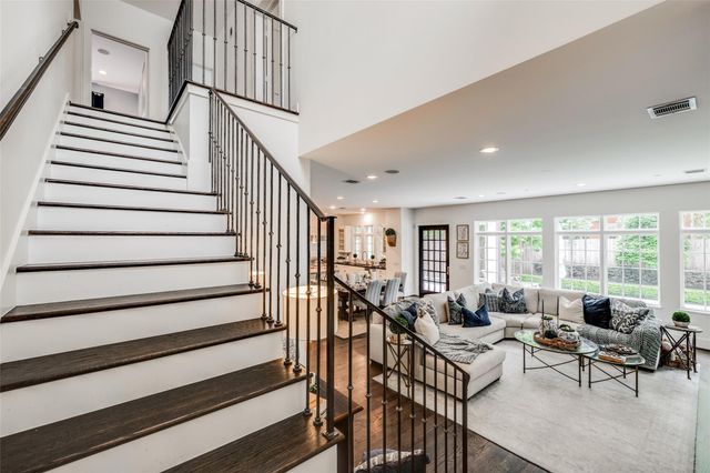 2815 Albans Road, Houston, TX 77005