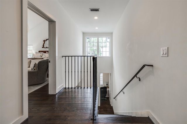 2815 Albans Road, Houston, TX 77005