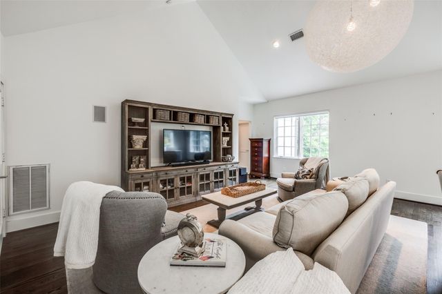 2815 Albans Road, Houston, TX 77005