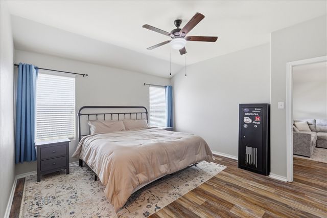 406 Calder Lane, Ponder, TX 76259