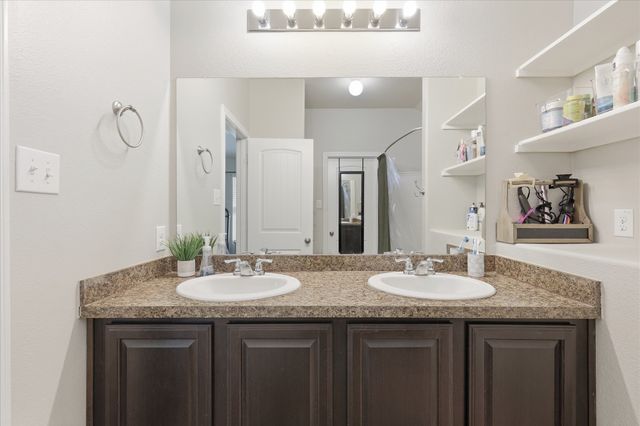 406 Calder Lane, Ponder, TX 76259