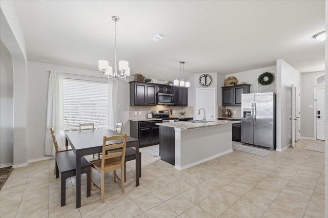 406 Calder Lane, Ponder, TX 76259