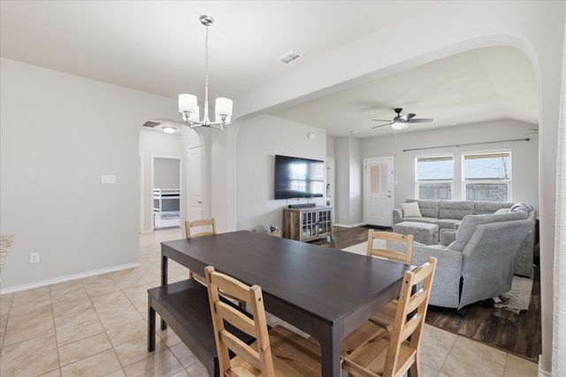 406 Calder Lane, Ponder, TX 76259