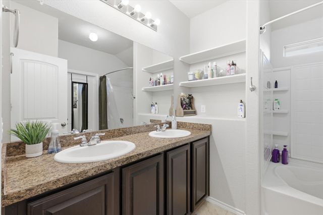 406 Calder Lane, Ponder, TX 76259