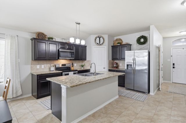 406 Calder Lane, Ponder, TX 76259