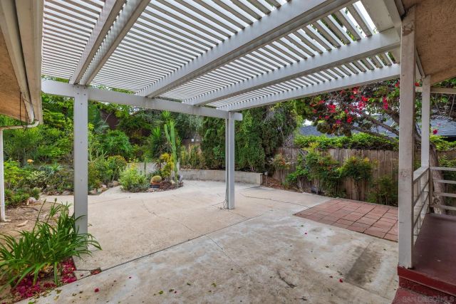 8231 Roy St, Lemon Grove, CA 91945