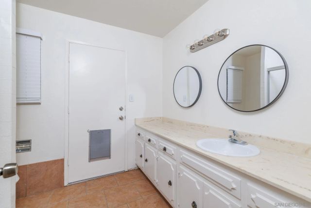 8231 Roy St, Lemon Grove, CA 91945