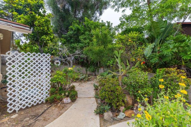 8231 Roy St, Lemon Grove, CA 91945