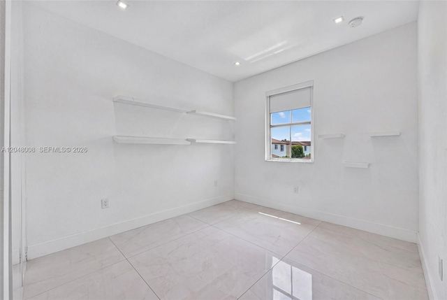 11024 W 35th Ln, Hialeah, FL 33018