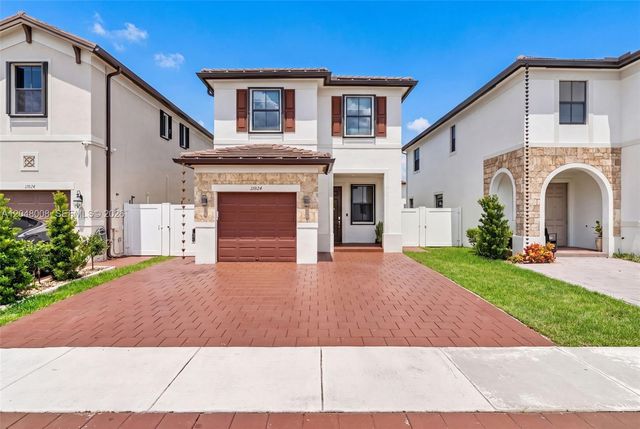 11024 W 35th Ln, Hialeah, FL 33018