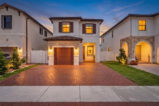 11024 W 35th Ln, Hialeah, FL 33018
