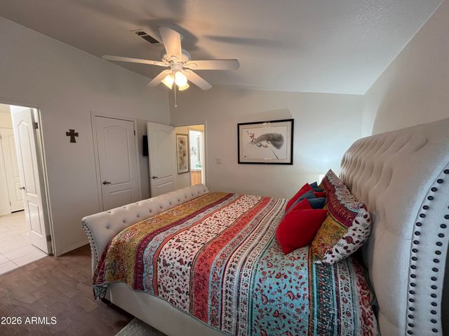 10960 N 67TH Avenue 136, Glendale, AZ 85304