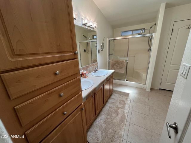 10960 N 67TH Avenue 136, Glendale, AZ 85304
