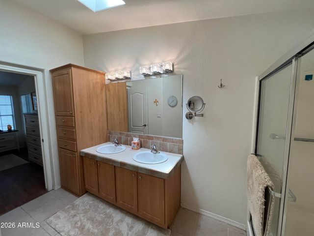 10960 N 67TH Avenue 136, Glendale, AZ 85304
