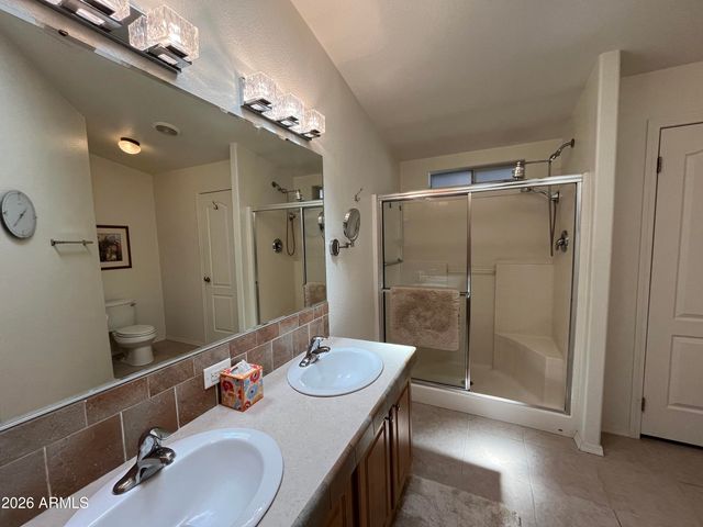 10960 N 67TH Avenue 136, Glendale, AZ 85304