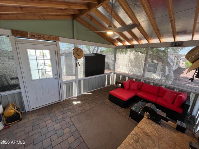 10960 N 67TH Avenue 136, Glendale, AZ 85304