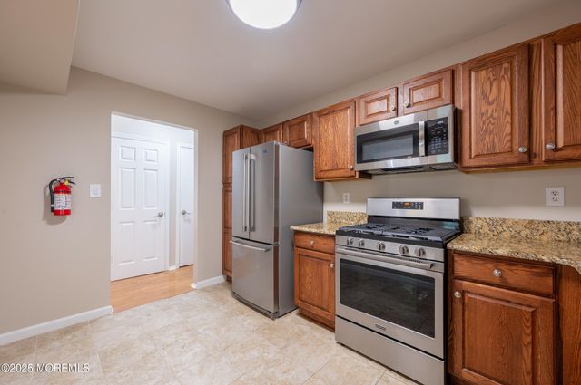 157 Tulip Lane, Freehold, NJ 07728