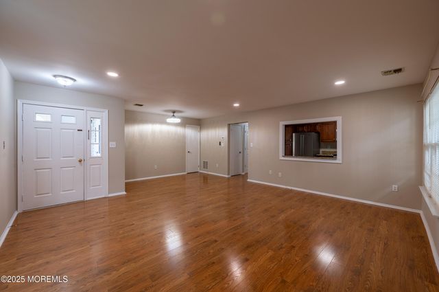 157 Tulip Lane, Freehold, NJ 07728