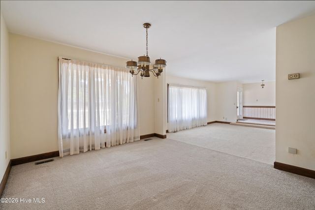 4318 Country Club Drive N, Wilson, NC 27896