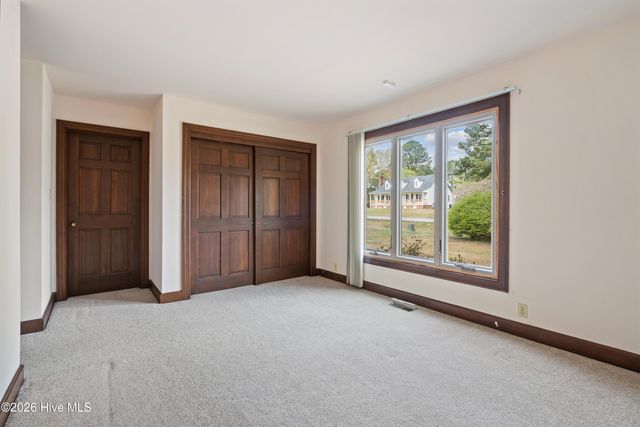 4318 Country Club Drive N, Wilson, NC 27896