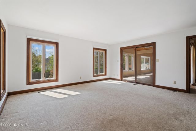 4318 Country Club Drive N, Wilson, NC 27896