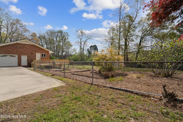 4318 Country Club Drive N, Wilson, NC 27896