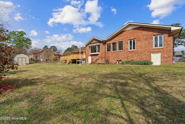 4318 Country Club Drive N, Wilson, NC 27896