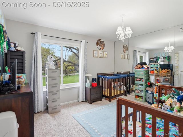 42231 Toddmark Lane, Clinton Township, MI 48038