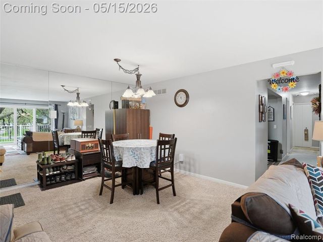 42231 Toddmark Lane, Clinton Township, MI 48038