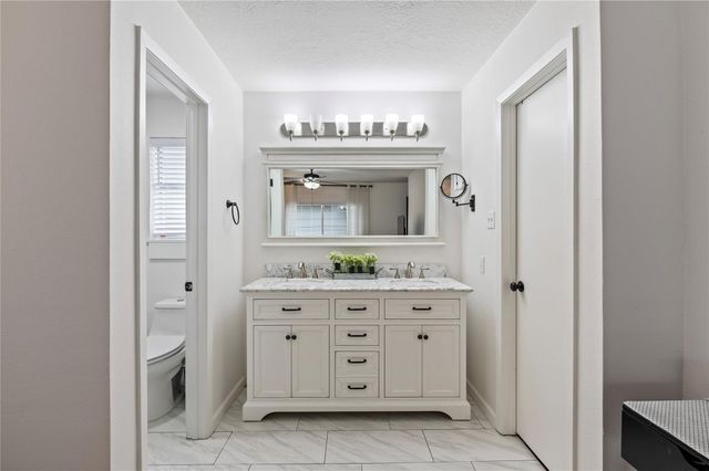 16710 Nina Drive, Friendswood, TX 77546