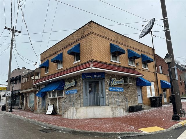 900 Park Avenue, Castle Shannon, PA 15234