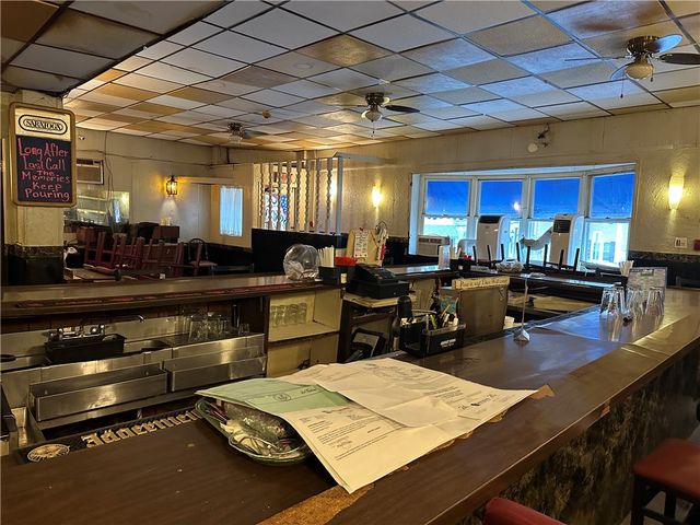 900 Park Avenue, Castle Shannon, PA 15234