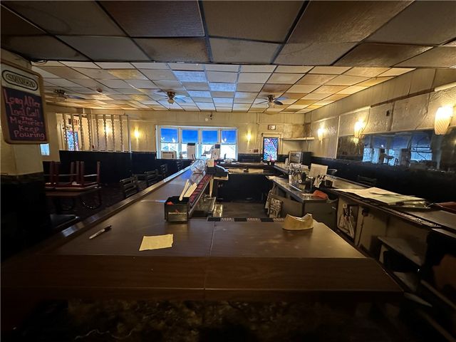 900 Park Avenue, Castle Shannon, PA 15234