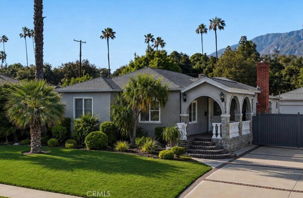 Image 1 of property listing at 2209 Queensberry, Pasadena, CA 91104