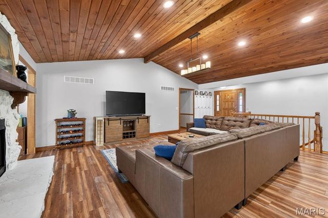2042 Saint Paul Road, O'fallon, MO 63366