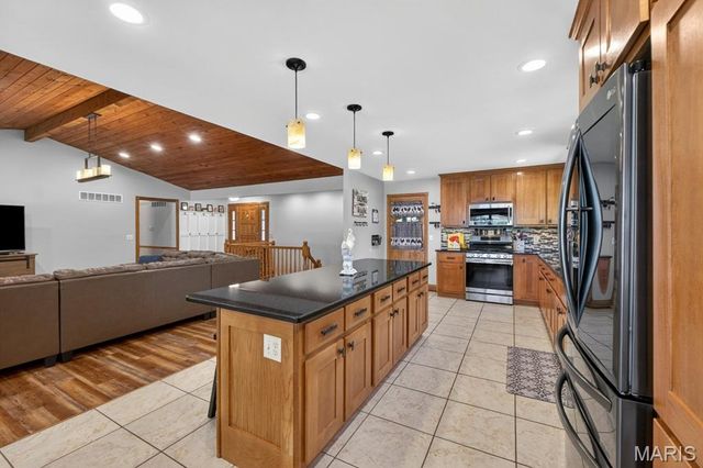 2042 Saint Paul Road, O'fallon, MO 63366