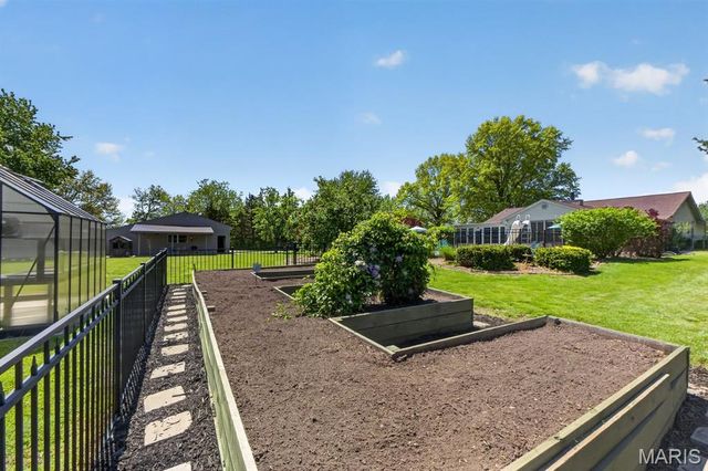 2042 Saint Paul Road, O'fallon, MO 63366