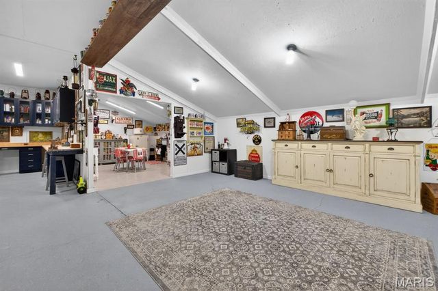 2042 Saint Paul Road, O'fallon, MO 63366