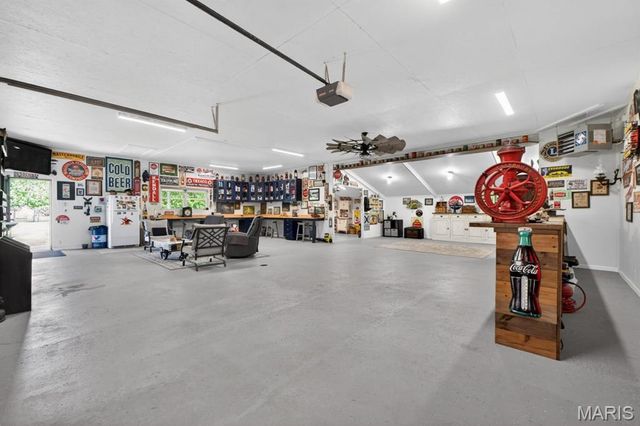 2042 Saint Paul Road, O'fallon, MO 63366